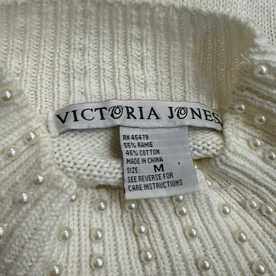 Victoria Jones - sweater, cream, M